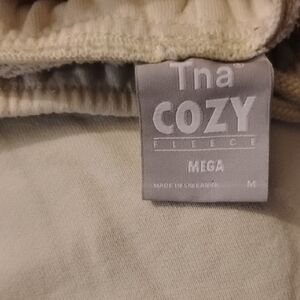 Tha Cozy Fleece Mega Sweatshirt